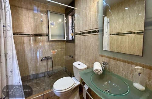 Castelldefels Ski Chalet | Family-Friendly Getaway at Chalet de Carmen Castelldefels