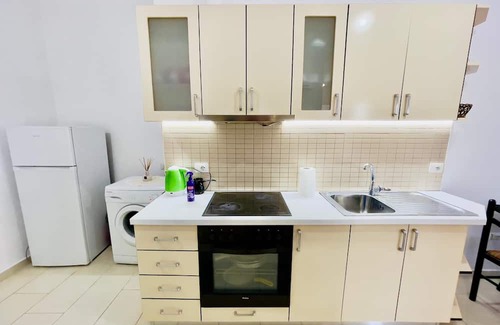 Albania Apartment | Relaxing SerenityView Apartments with Spa & Breakfast