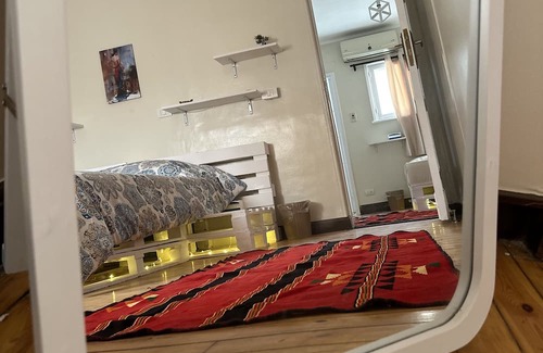 Abdin Apartment | Cozy Downtown Cairo Apartment with Spa & Hot Tub Access