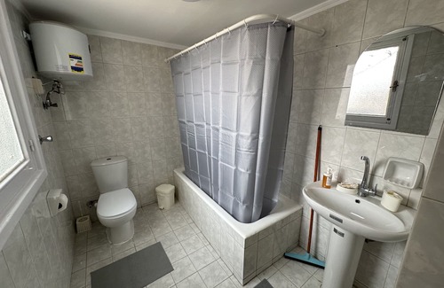 Abdin Apartment | Cozy Downtown Cairo Apartment with Spa & Hot Tub Access