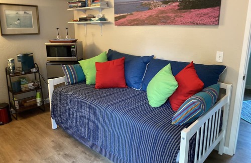 Hatton Fields Cottage | Inviting Carmel Getaway with Family-Friendly Amenities
