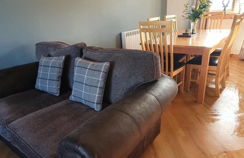 Baleshare House | Your Ideal Retreat: A Home Away From Home!