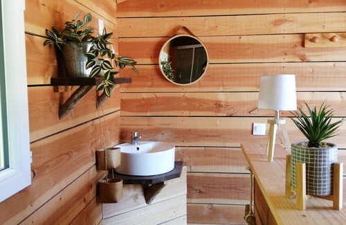 Saint-Andre-Capceze Ski Chalet | Chalet sur Pilotis: Family and Pet-Friendly Retreat