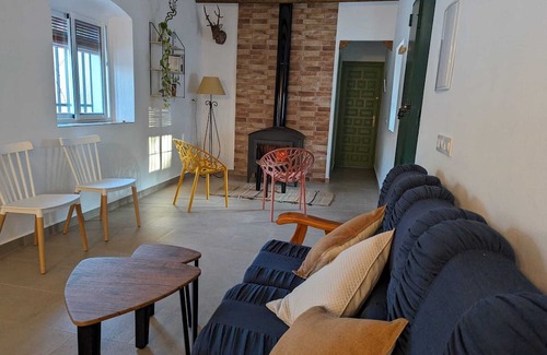 Hornachuelos Cottage | Pet-Friendly Casa Rural with Spa and Breakfast Options