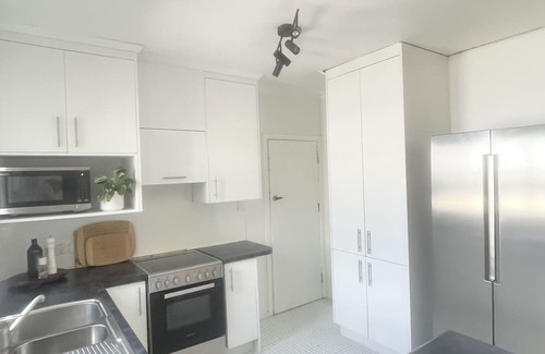 Lower Hutt House | Convenient 3-Bedroom Home in Belmont, Near Wellington CBD