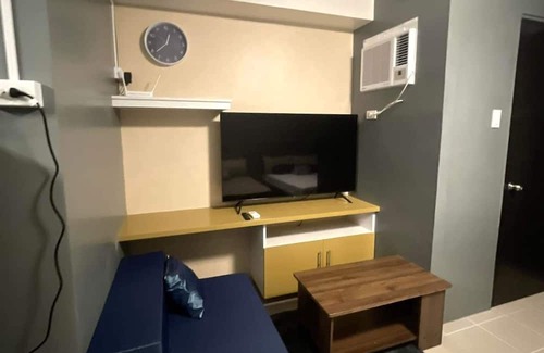 Lapu-Lapu Condo | Inviting Studio Condo in Plumera Mactan for Families