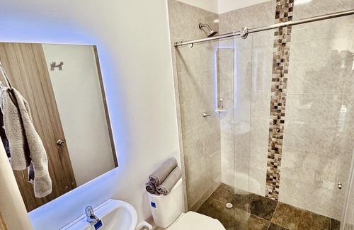 Villavicencio House | Cozy Family Retreat with Child-Friendly Amenities