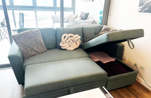 Bowen Hills Apartment | Convenient Bowen Hills Stay - Steps from RNA/RBWH, Pet-Friendly