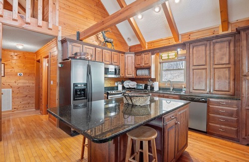Houston House | Smith Lake Getaway - Relaxing Retreat by the Serene Cove