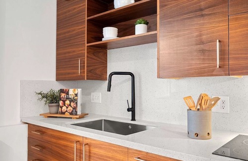 Downtown San Diego Condo | Luxury Loft: Bright and Open Ground Floor w/ Designer Finishes