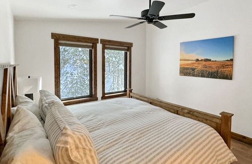 Tamarack Resort Cabin | Ideal Cabin Retreat Near Tamarack Resort with Ocean Views