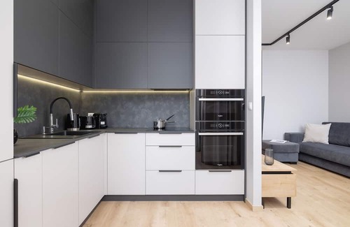 Pradnik Czerwony Apartment | Welcoming Apartment in Kraków with Breakfast and Kitchen