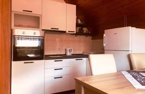 Smoljanac Apartment | Dalija - Discover Nature and Scenic Views with Breakfast