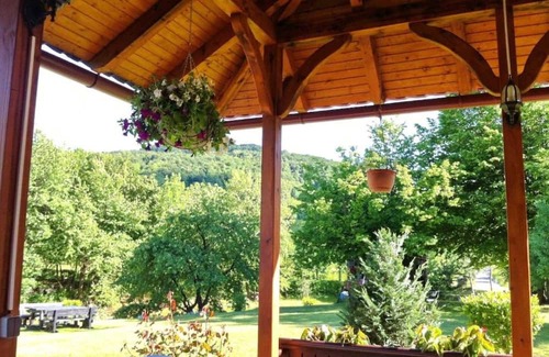 Smoljanac Apartment | Dalija - Discover Nature and Scenic Views with Breakfast