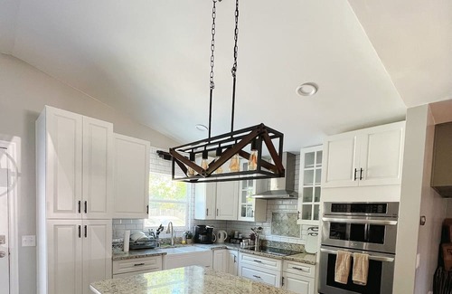Gotha House | Charming Modern Home near Orlando's Theme Parks!