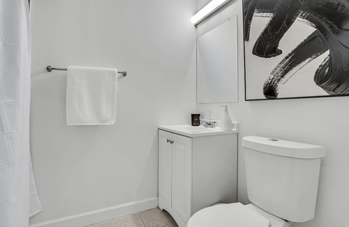 Belvedere Park Apartment | Family-Friendly Retreat in Modern Decatur Apartment