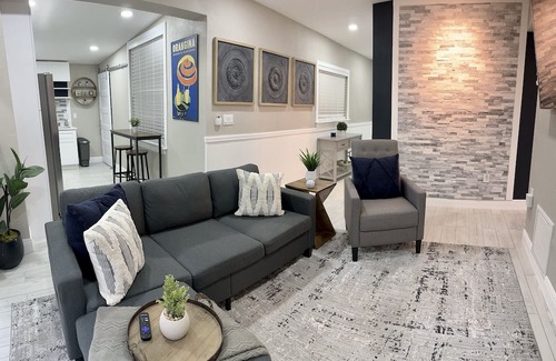 Pine Hills House | Modern 3BR Orlando Home Near Top Events and Attractions