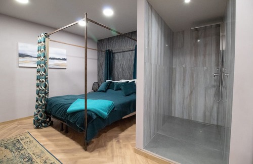 Historic Centre Apartment | Inviting Apartment for 6 in the Heart of Turin