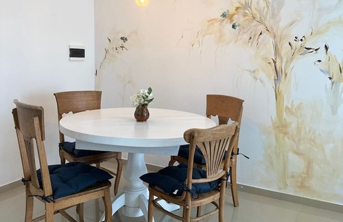 Rio Cuarto Apartment | Budget-Friendly Family Retreat at Torre Neos 12