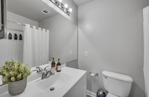 Pleasant Valley Apartment | Inviting Suite with Pool, 8 Min to Downtown & Free Parking