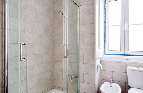 Santo Condestavel Apartment | Comfortable Blueground Estrela with Family-Friendly Amenities
