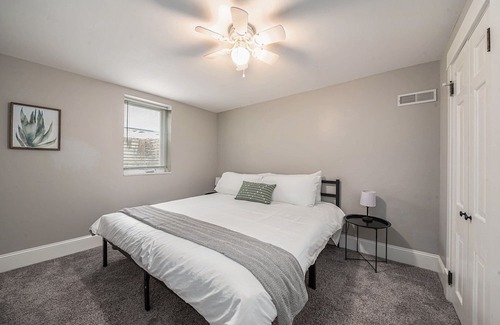 Grandville House | Charming First Floor Apartment with Family-Friendly Amenities