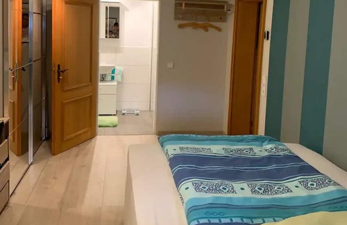 Neustadt Apartment | Escape to Ferienwohnung in Grüner Idylle, Ideal for Families