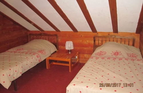 Savignac-les-Ormeaux Ski Chalet | Cozy Mountain Chalet Near Ski Resort - Family-Friendly Stay