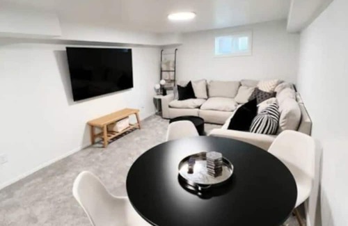 Bountiful Bed & Breakfast | Top-Rated Nxtdoor: Spa, Hot Tub & Family-Friendly Amenities