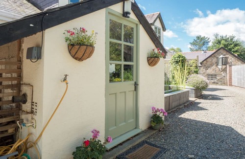Haverfordwest Cottage | Shoals Hook House, Haverfordwest