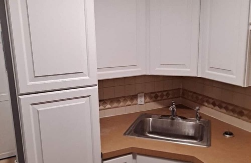 Prides Crossing Cottage | Cozy Oceanfront Cottage with Family-Friendly Amenities