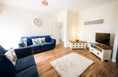 Mynachlogddu Cottage | Pet Friendly Retreat at Meini Glas, Mynachlogddu
