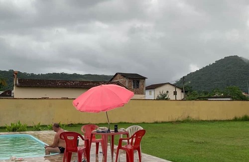 Paraty Hotel | Inviting Pousada Toca da Onça with Pool & Family-Friendly Amenities