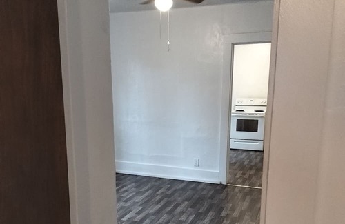 Conneaut Apartment | Scenic Residential Retreat with Roof Access Near Lake Erie