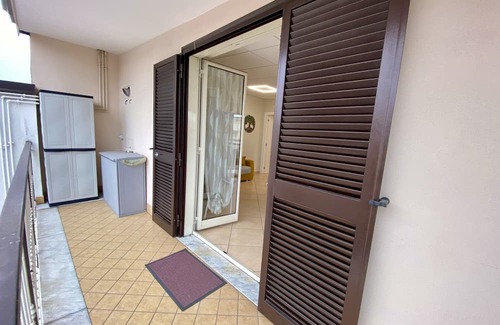 Frattaminore Apartment | Cozy Casa Crispino: Charming Apartment for 3 Guests