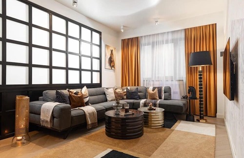 Bucharest City-Centre Apartment | Explore Qult Peaky Blinders: A Child-Friendly Retreat