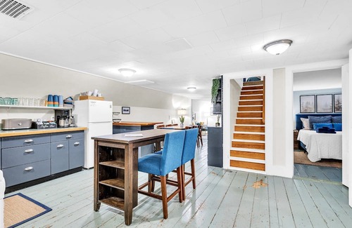 Somesville House | Discover Comfort Near Acadia with Hot Tub & Game Room