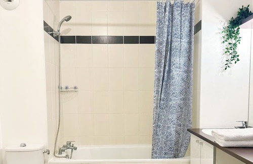 Bussy-Saint-Georges Apartment | Convenient Apartment Near Disneyland & RER A Access