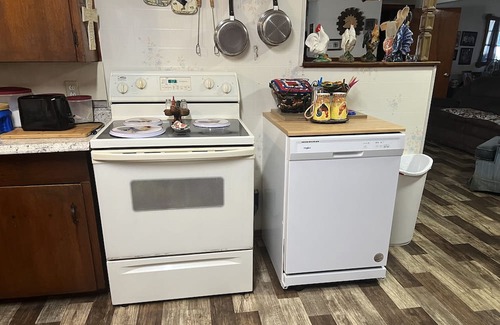 Greenville House | Ideal Eclipse Weekend Rental - Family-Friendly Stay