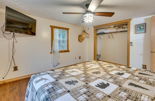 Wellston Cabin | Explore Jackson County Cabin with Fire Pits & ATV Trails