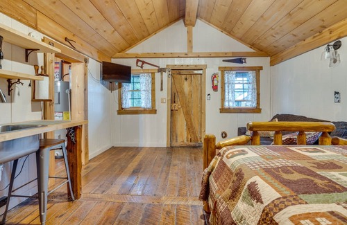 Wellston Apartment | Cozy Jackson County Studio Near Fire Pits & ATV Trails