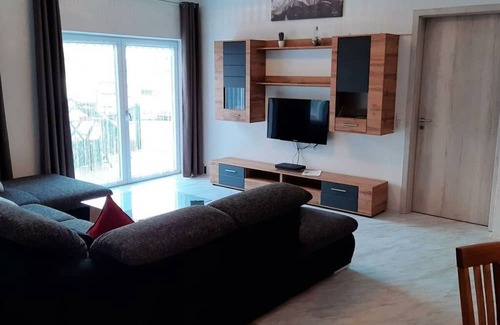 Mitterbach House | Relaxing Stay at Apartment Untersberg with Family-Friendly Perks