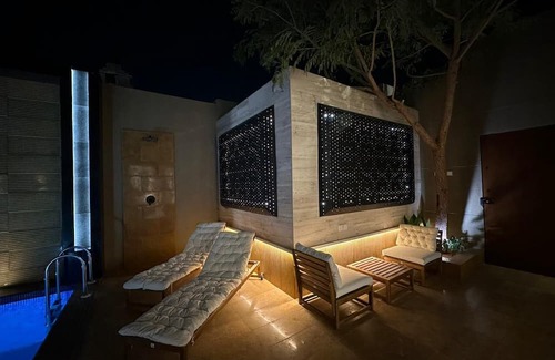 Riyadh Ski Chalet | Unwind at Our Family-Friendly Resort in Riyadh