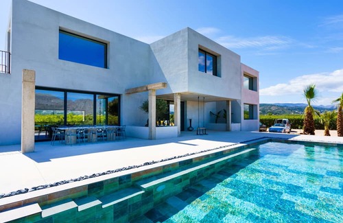 Ondara Villa | Inviting Private Villa with Pool, Ocean Views, and WiFi