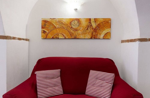 Pompeiana House | Cozy Villa for 4 with Ocean Views and Pet-Friendly Comfort