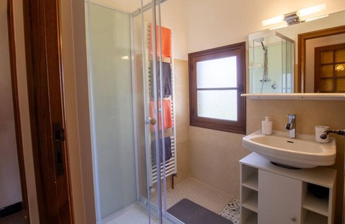 Eyzerac Cottage | Family-Friendly Gite Eyzerac: Ideal for 8 Guests
