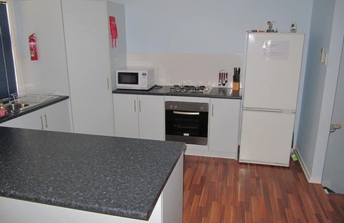 Wallaroo Plain House | Explore Osprey Too: Family-Friendly with Kitchen Amenities