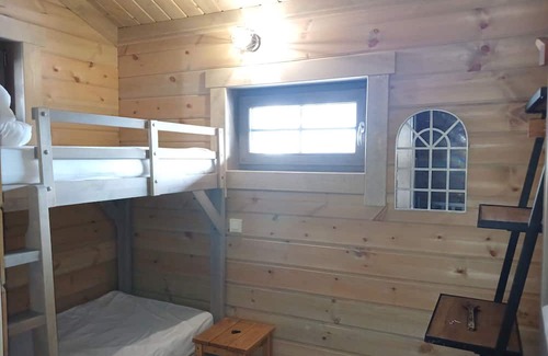 Hirmentaz Ski Chalet | Inviting Chalet on the Slopes with Private Sauna & Spa