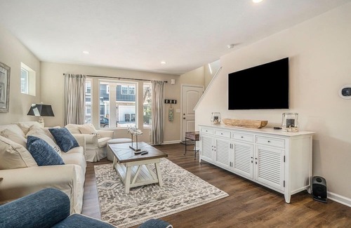 West Wing Estates House | Unwind and Relax at the Impeccable Relax Haven Hotel