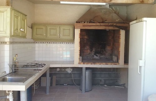 Argeliers House | Private Villa for 8 with Pool, A/C, and Parking